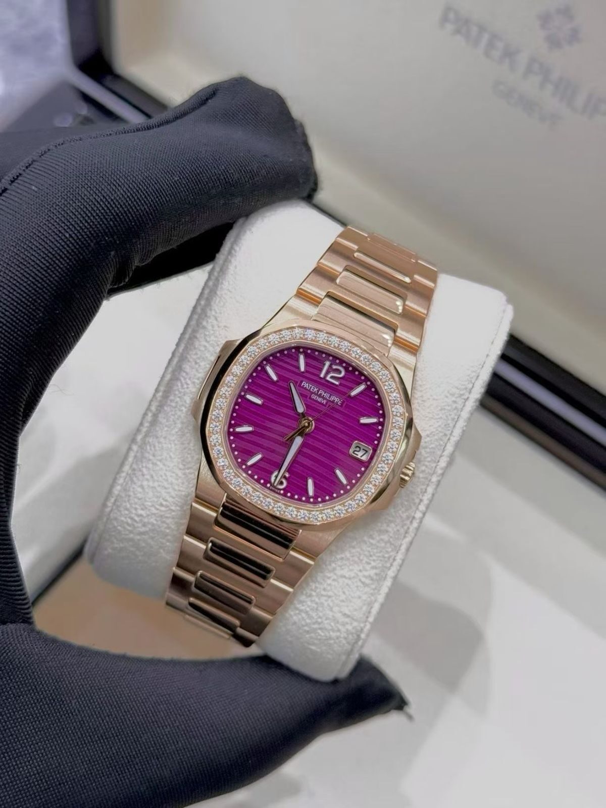 Patek Philippe Nautilus — Dame